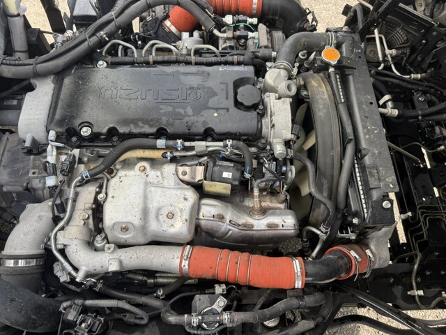 いすゞエルフ冷凍車（冷蔵車）小型（2t・3t）[写真38]