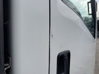 いすゞエルフ冷凍車（冷蔵車）小型（2t・3t）[写真41]