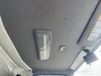 いすゞエルフ冷凍車（冷蔵車）小型（2t・3t）[写真07]