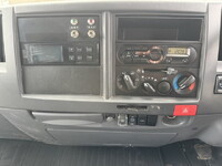 いすゞエルフ冷凍車（冷蔵車）小型（2t・3t）[写真10]