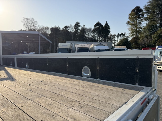 いすゞフォワードクレーン4段中型（4t）[写真12]