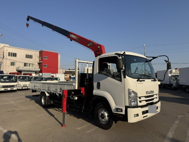 いすゞフォワードクレーン4段中型（4t）[写真03]
