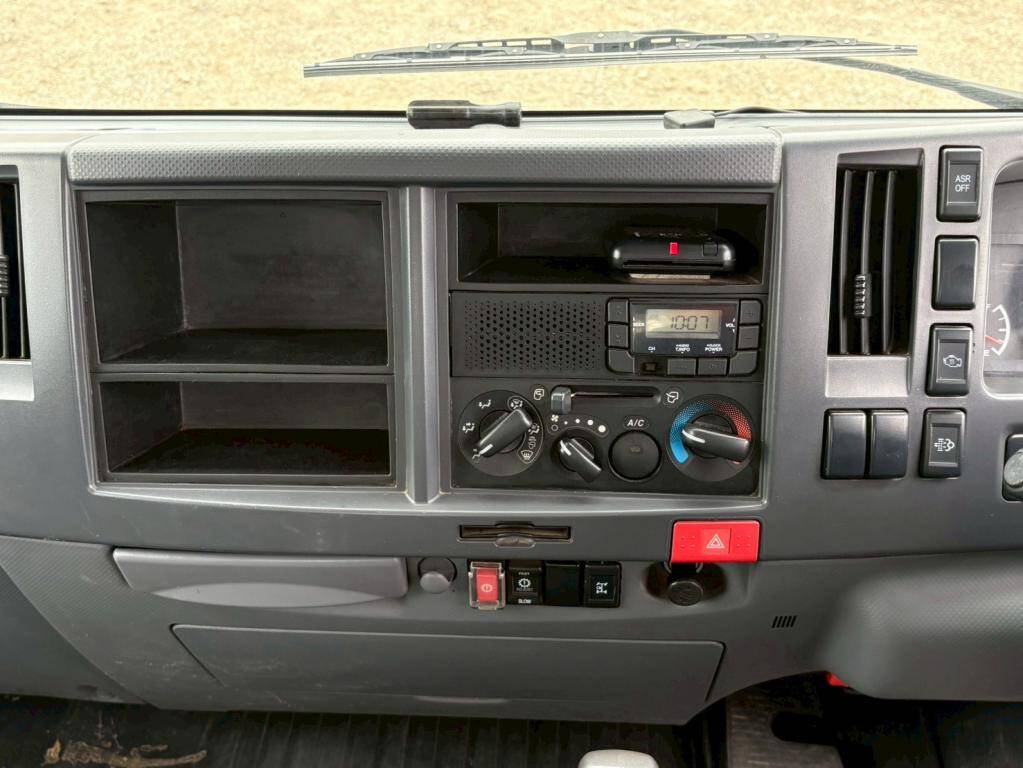 いすゞエルフローダーダンプ小型（2t・3t）[写真21]