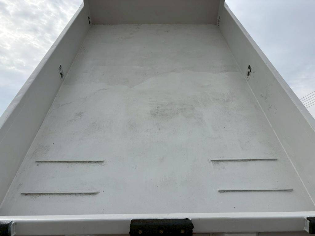 いすゞエルフローダーダンプ小型（2t・3t）[写真07]