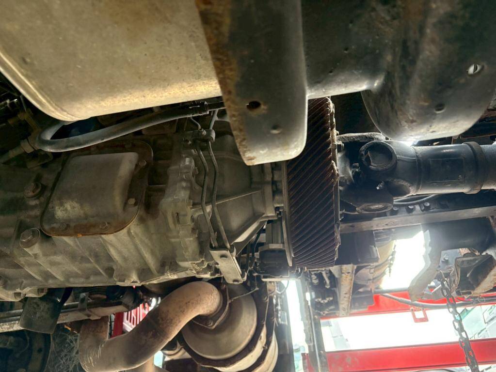 日野プロフィアトレーラーヘッド（トラクターヘッド）大型（10t）[写真15]