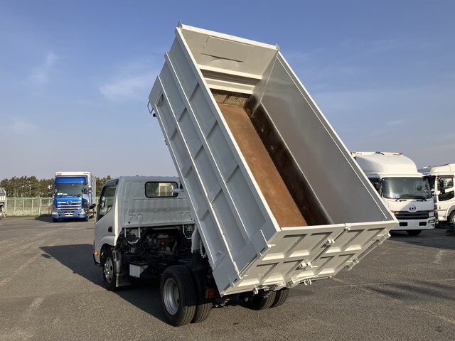 日野デュトロ深ダンプ（土砂禁ダンプ）小型（2t・3t）[写真02]