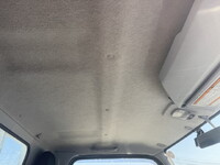 三菱ふそうキャンター平ボディ小型（2t・3t）[写真12]