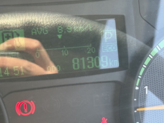 三菱ふそうキャンター平ボディ小型（2t・3t）[写真15]