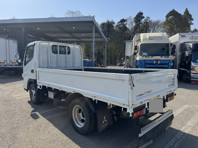 三菱ふそうキャンター平ボディ小型（2t・3t）[写真04]