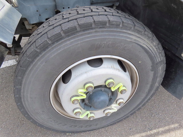 いすゞフォワード深ダンプ（土砂禁ダンプ）増トン（6t・8t）[写真13]