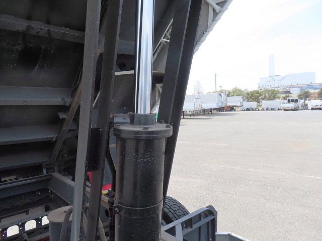 いすゞフォワード深ダンプ（土砂禁ダンプ）増トン（6t・8t）[写真33]