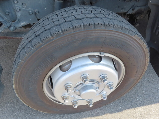 日野プロフィアアルミウイング大型（10t）[写真16]