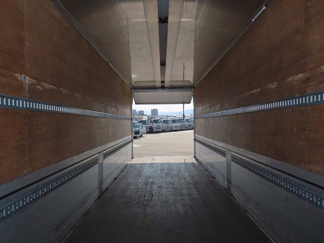 日野プロフィアアルミウイング大型（10t）[写真32]