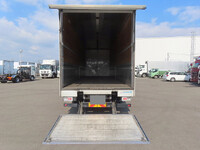 日野プロフィアアルミウイング大型（10t）[写真09]