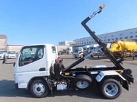 三菱ふそうキャンターコンテナ専用車小型（2t・3t）[写真29]