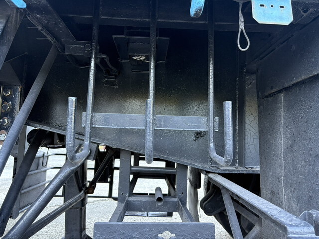 その他のメーカーその他の車種トレーラー（セミトレーラー）大型（10t）[写真23]