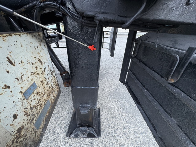 その他のメーカーその他の車種トレーラー（セミトレーラー）大型（10t）[写真36]