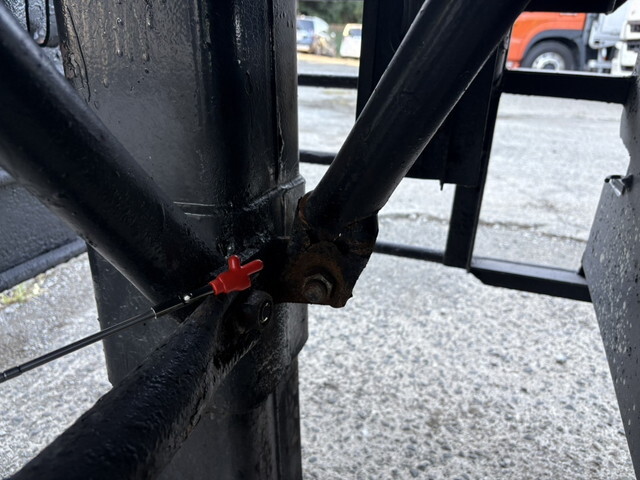 その他のメーカーその他の車種トレーラー（セミトレーラー）大型（10t）[写真37]