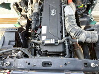 UDトラックスクオンアルミウイング大型（10t）[写真24]