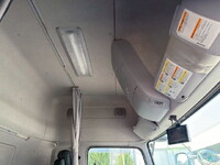 UDトラックスクオンアルミウイング大型（10t）[写真26]