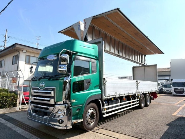 UDトラックスクオンアルミウイング大型（10t）[写真07]