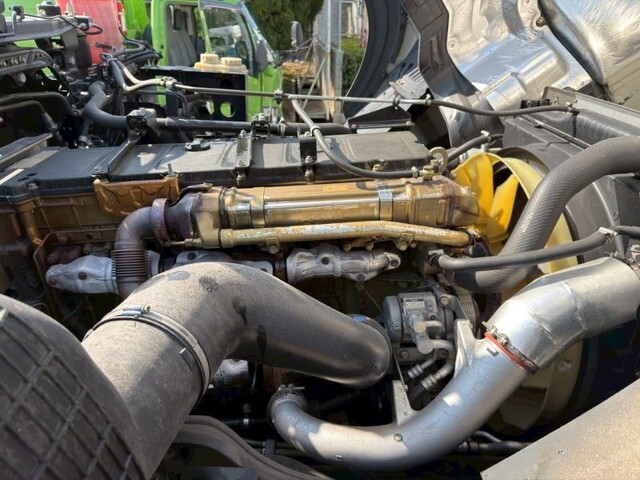 三菱ふそうスーパーグレートトレーラーヘッド（トラクターヘッド）大型（10t）[写真12]