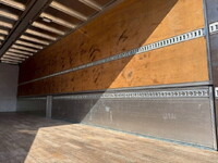 UDトラックスクオンアルミウイング大型（10t）[写真14]