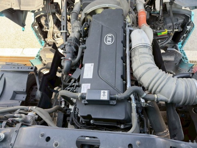 UDトラックスクオンアルミウイング大型（10t）[写真26]