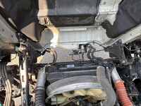 UDトラックスクオンアルミウイング大型（10t）[写真28]