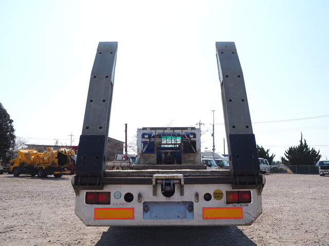 日野レンジャーセルフローダー増トン（6t・8t）[写真18]