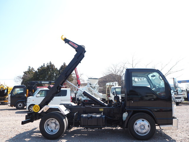 いすゞエルフコンテナ専用車小型（2t・3t）[写真14]