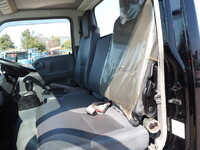 いすゞエルフコンテナ専用車小型（2t・3t）[写真33]