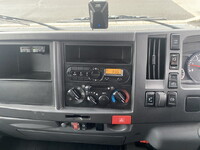 いすゞエルフアルミバン小型（2t・3t）[写真12]