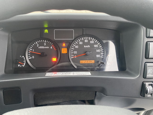 いすゞエルフアルミバン小型（2t・3t）[写真14]