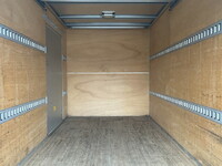 いすゞエルフアルミバン小型（2t・3t）[写真09]