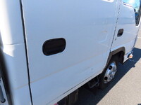 いすゞエルフダブルキャブ（Wキャブ）小型（2t・3t）[写真28]