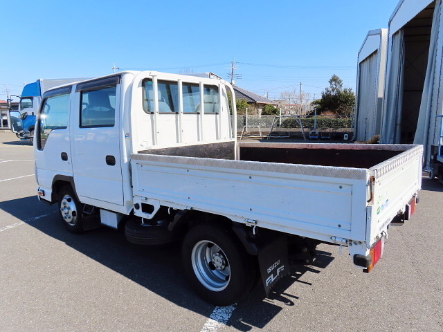 いすゞエルフダブルキャブ（Wキャブ）小型（2t・3t）[写真03]