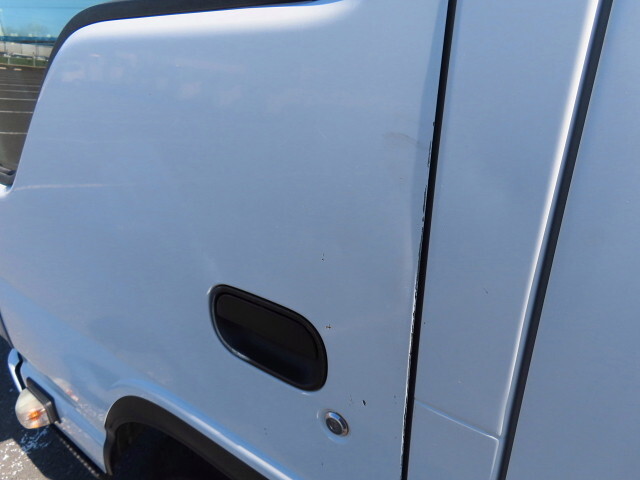 いすゞエルフダブルキャブ（Wキャブ）小型（2t・3t）[写真33]