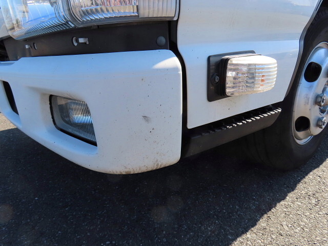 いすゞエルフダブルキャブ（Wキャブ）小型（2t・3t）[写真38]