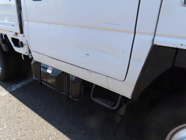 いすゞエルフダブルキャブ（Wキャブ）小型（2t・3t）[写真39]
