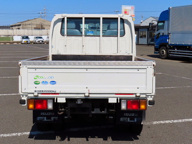 いすゞエルフダブルキャブ（Wキャブ）小型（2t・3t）[写真05]