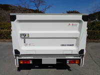 三菱ふそうキャンター平ボディ小型（2t・3t）[写真15]