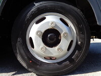 三菱ふそうキャンター平ボディ小型（2t・3t）[写真27]