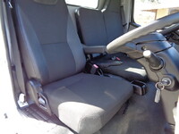 三菱ふそうキャンター平ボディ小型（2t・3t）[写真31]