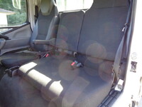 三菱ふそうキャンター平ボディ小型（2t・3t）[写真33]