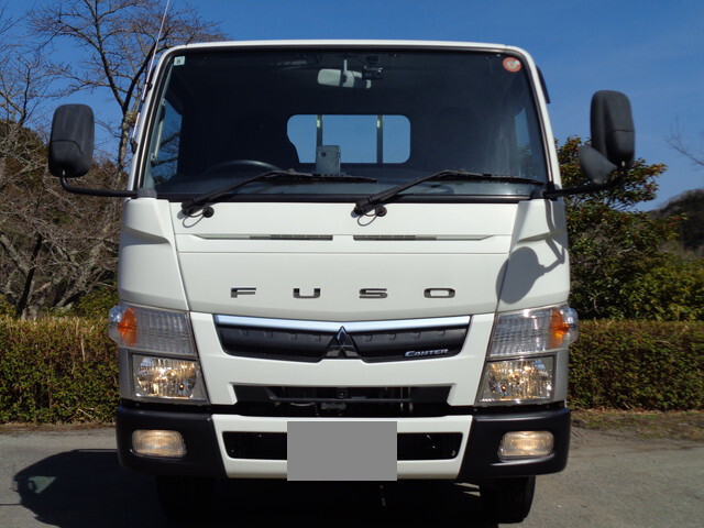 三菱ふそうキャンター平ボディ小型（2t・3t）[写真05]