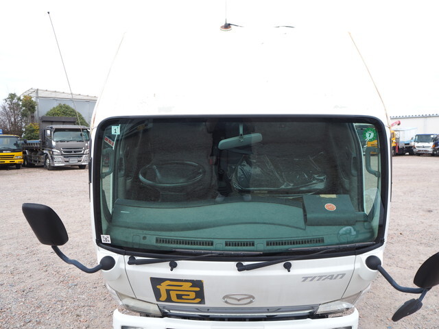 マツダタイタンタンク車（タンクローリー）小型（2t・3t）[写真09]