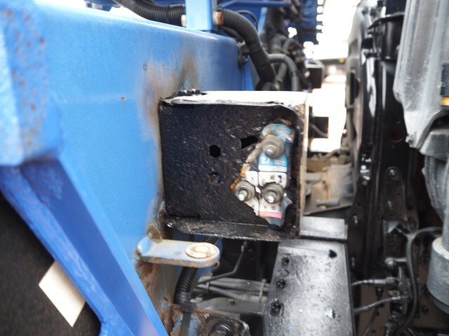 日野レンジャーセーフティクレーン4段中型（4t）[写真10]