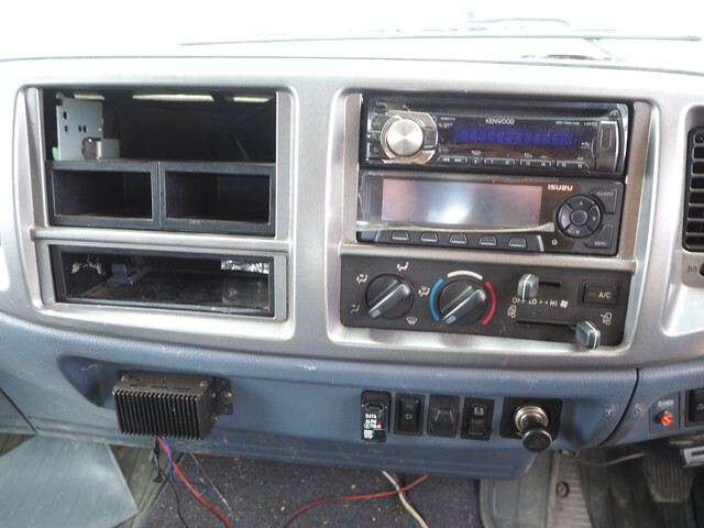 日野レンジャーセーフティクレーン4段中型（4t）[写真38]