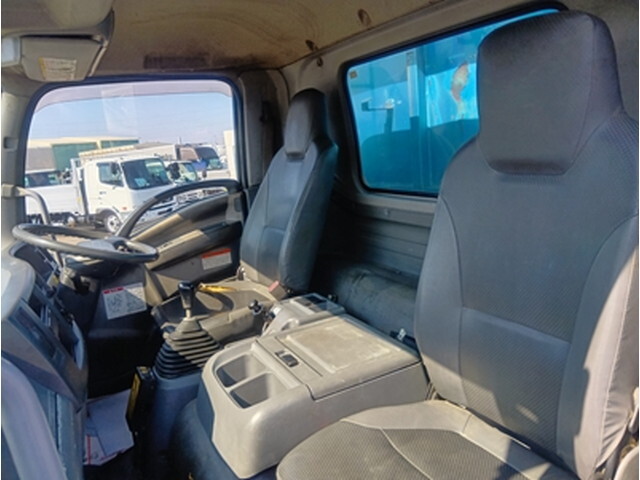 いすゞフォワードダンプ増トン（6t・8t）[写真24]